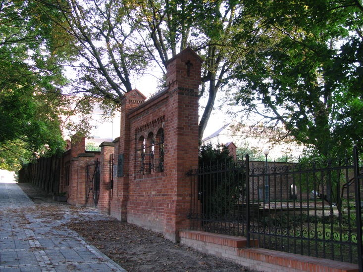 Cmentarz Zasłużonych Wielkopolan - grafika artykułu